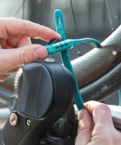 Hiplok Antivol Collier Hiplock Z Lock Combo - Noir -VTT Electrique Boutique antivol collier hiplock z lock combo noir 4