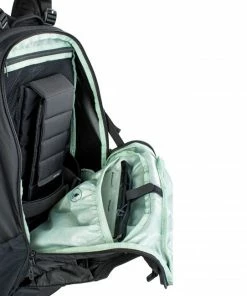 Sac VTT EVOC Protector Trail E-Ride 20L Jaune M/L - 2020 13 Sac VTT EVOC Protector Trail E-Ride 20L Jaune M/L - 2020 -VTT Electrique Boutique sac vtt evoc protector trail e ride 20l orange m l 2020 5