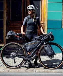 Sacoche De Cadre Bikepacking Ortlieb Frame-Pack 4L -VTT Electrique Boutique sacoche de cadre bikepacking ortlieb frame pack 4l 2