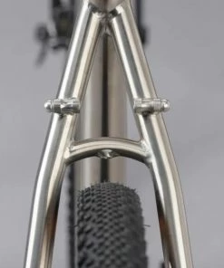 Genesis Bike Vélo Gravel Genesis Croix De Fer Titane Gris - 2022 -VTT Electrique Boutique velo gravel genesis croix de fer titane gris 2022 4