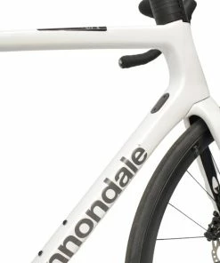 Vélo Route CANNONDALE SuperSix EVO Carbon Disc 105 Di2 Blanc/Noir - 2023 -VTT Electrique Boutique velo route cannondale supersix evo carbon disc 105 di2 blancnoir 2023 2