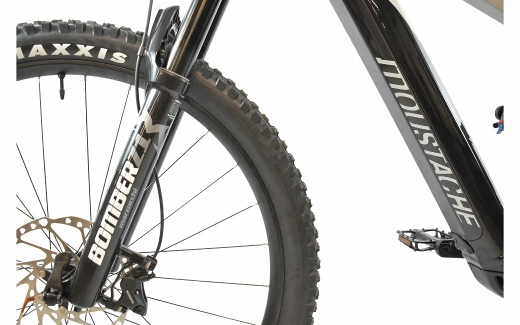 Moustache Bikes VTT Electrique Moustache Samedi 29 Game 5 750Wh Blanc - 2023 6 Moustache Bikes VTT Electrique Moustache Samedi 29 Game 5 750Wh Blanc - 2023 – Image 4